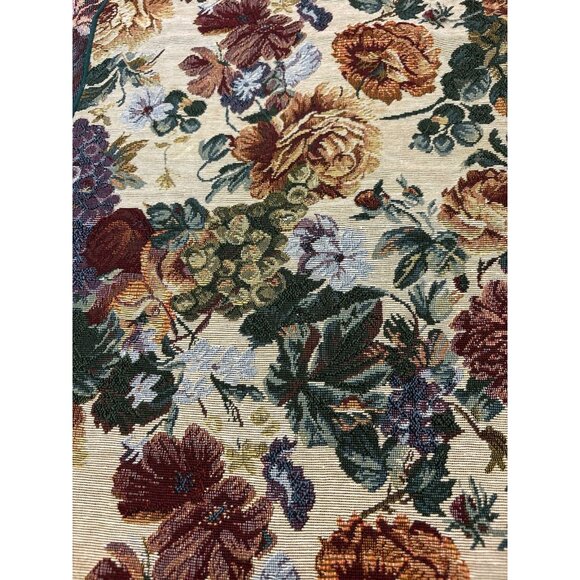 Vintage Style Grannycore Pointed Triangle Tapestry Table Runner Fall Mums 51” - Picture 5 of 5